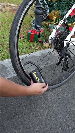 Fanttik X9 Ace in Action | How This Mini Pump Fills a Bike Tire in 20s