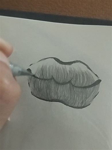 Charcoal Art Transition: From Lines to Realistic Lips