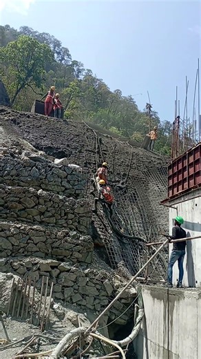 .#shotcrete #concretetechnology .Shotcrete is a versatile method of applying concrete