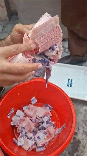 Why Do People in Pakistan Wash Currency Notes? | Currency Cleaning Truth | Dirty Money Reality