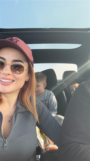 Sandra Vukman | Ne mogu da verujem da ovako izgleda ovaj video s obzirom da sam dan pre gotovo ceo dan bila na ivici suza zbog ovog putovanja. Nikada se... | Instagram