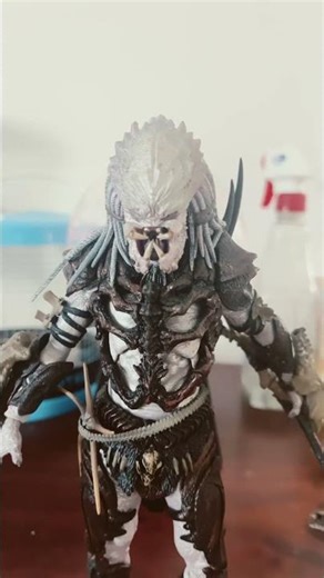 NECA Alpha predator