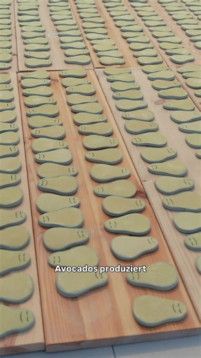 Küchenmagnet mit NFC Chip: Avocado‑Rezeptdigitalisierung