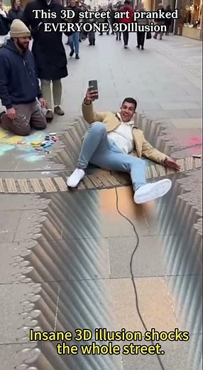 This 3D street art pranked EVERYONE😭😂#StreetArt #OpticalIllusion#ArtPrank #PublicPrank#mindblown