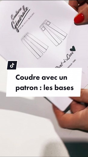 COUDRE AVEC UN PATRON : LES BASES Aujourd'hui, on vous propose de voir ou revoir les bases de la couture avec un patron ! Voici les points essentiels à repérer pour ne pas se tromper. Si vous avez des questions sur les patrons de couture, n'hésitez pas à nous le dire en commentaires ! #mapetitemercerie #patrondecouture #lireunpatron #coudreavecunpatron #couturedebutant #couturefacile #jecouds #couture #couturetiktok😍 #couturetok #coutureaddict #passioncouture #jecoudsmagarderobe #sewing #coutur