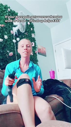 This adjustable knee support strap is a lifesaver if you deal with knee pain, pressure, or discomfort when walking, bending, or working out. The targeted compression helps stabilize the joint, relieve tension, and support you through daily movement without slipping. Perfect for runners, walkers, moms on their feet all day, or anyone needing real knee relief. Linking the same strap I use so you can finally move without pain. #kneepainrelief #kneestrap #kneesupportbrace #jointpainrelief #tiktoksho
