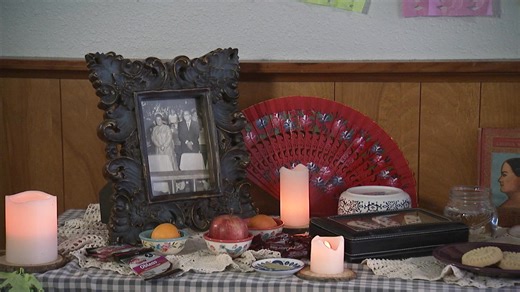 Join KBTC Public Television in celebrating Tacoma Arts Month and learning about the culture and traditions of Día de Los Muertos! Creating an altar for Día de los Muertos is a way to remember loved ones who have passed away. Alicia Rathbone shares how anyone can make an altar and participate in this Mexican and Mexican American tradition to remember people who are no longer with us. Watch and learn more about Día de Los Muertos at www.kbtc.org/diadelosmuertos #DiaDeLosMuertos2025 | KBTC Public T