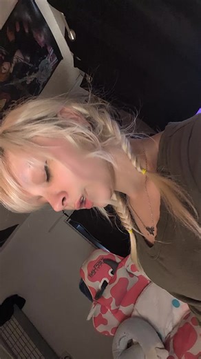 Mochi 🍡 (@pandadabs420)’s videos with original sound - jaee