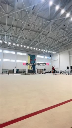 VSA | The world’s leading gymnastics platform on Instagram: "#rg #rhythmicgymnastics #rhythmicgymnast #rhythmic #ritmic #ritmicagimnastica #ritmicgymnastic #ritmicgymnastics #gymnastics 🎥credit to the creators TikTok gemma_frizelle"