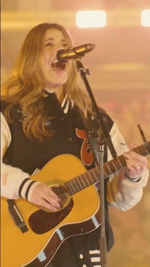 “Garment Of Praise (Live At Passion 2025)” is OUT NOW! 🪩 Featuring both split track & full medley!