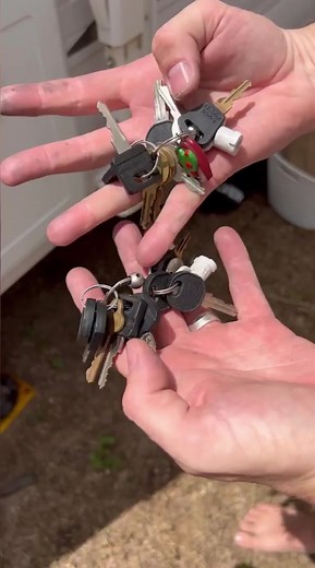🔑 Say goodbye to the endless frustration of managing a tangled mess of keys every time you enter your cherished caravan! Look no further! 🗝️🚐 Dive into the revolutionary 1Key system that promises to redefine your entire caravan experience. With its seamless integration process, converting all of your locks to sync with just one key, this innovative solution ensures an effortless DIY project, eliminating the need for costly professional assistance. Imagine the joy of effortlessly managing all 