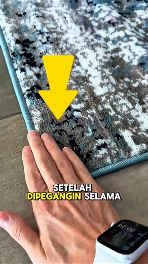 How Can the Carpet Stick to Ice Cubes? #shorts #shortvideo #fyp