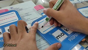 I will post the tutorial later this afternoon. ❤️ #SirMichael #MATATAGBansangMakabataBatangMakabansa #readingmaterials #dropeverythingandread #MATATAG #manipulatives | Sir Michael