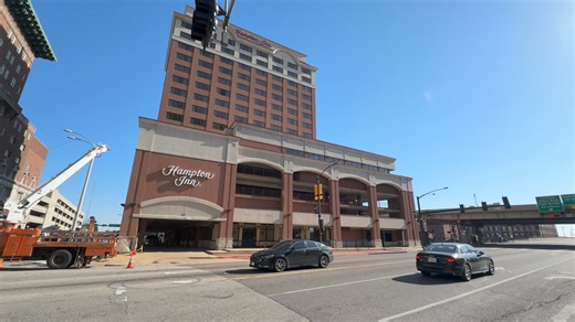 TRAFFIC IMPROVEMENT PLAN — The City of St. Louis has proposed new plans to reduce traffic speeds, discourage unsafe driving, and improve pedestrian safety in Downtown St. Louis. To seek public feedback on plans to redesign 4th Street, Broadway, and Washington Avenues, the City will host two open house events Tuesday, April 2. 1️⃣ 11 a.m. - 1 p.m. or 2️⃣ 4-6 p.m. 📍 Greater St. Louis, Inc. 🔗 bit.ly/3Py5t0A | Downtown St. Louis