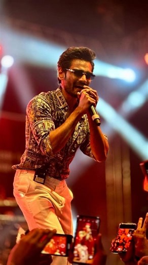 @sra.lyrics_ on Instagram: "This Is For You My Specialone🎀🥰>> #trendingreels #trending #reels #viral #aesthetic #explore #explorepage✨ #love #loveshayari #sad #sadshayari #sadedits⚫ #brokenhearts #loveyourself #yasser"