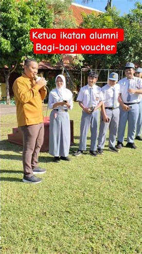When alumni arrive at the National Education Day ceremony #students #school #students