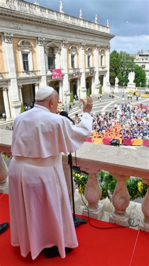 13K views · 2.8K reactions | Highlights of Pope Francis’ visit to Rome’s Capitoline Assembly, as the city gears up to host the 2025 Jubilee. | Vatican News | Facebook