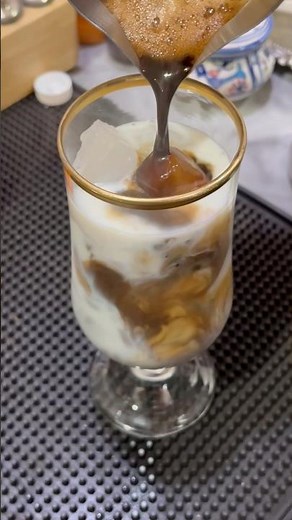 Dalgona Coffee Magic: Easy 3-Ingredient Recipe! ☕✨