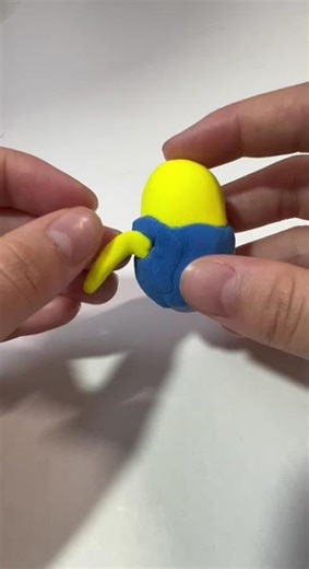 Sculpting a Minion from Clay! #clayart #minion
