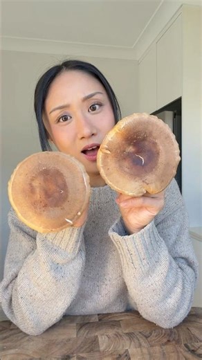 Cooking with HUGE homegrown mushrooms 😳🤯🍄‍🟫 #shiitake #mushrooms #mushroomrecipe #claypot