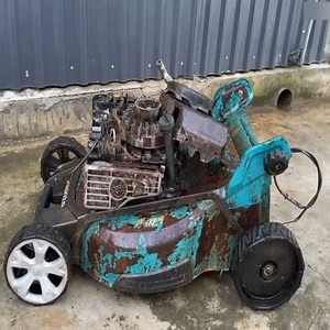 312K views · 5.6K reactions | Restoring A Super Old Rusty MAKITA Self-Propelled Lawn Mower For My Brother | Jayleen Baker | Facebook