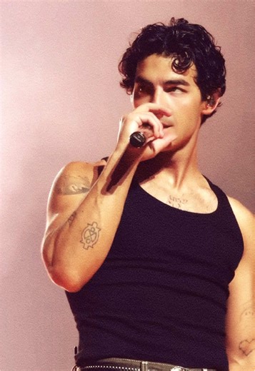 [#JOEJONAS] . ݁₊ ⊹ . ݁ ⟡ cake by the ocean ⟡ ݁ . ⊹ ₊ ݁. #jonasbrothers #jonas joe jonas edit | clip is not mine