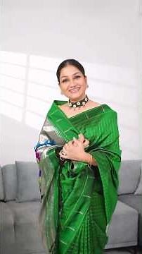 4 Simple Steps to Master Traditional Saree Draping with a Bindi!