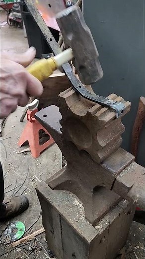 Using a Swage Block to form "legs" for the Salvaged Repurposed Garden Art Project #shorts