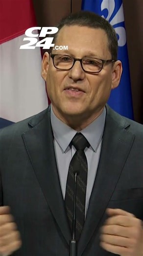 ‘Canadians are disturbed’: NDP leader on number of floor crossers