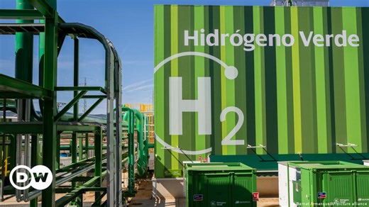 Producing hydrogen at thermal power stations