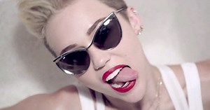 Miley Cyrus: "Tôi chẳng biết ca khúc nào của One Direction!"