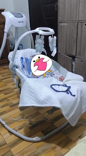 92K views · 1.9K reactions | Zao n'y ataonay ato Amin 12 Alina fa maditra ny kilonga 藍 fa kosa afa pasahiranana mandrotsirotsy amin'ity balançoire Kely ity ❤️(balancelle électrique) éfa Tonga daholo article pour bébé antsika❤️ ho avokanay sary daholo 殺 | La Fortunate En live | Facebook