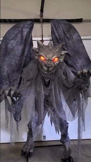 (CREDIT: PumpkinHallows999) FIRST LOOK Costco’s 2026 Gargoyle Halloween Animatronic #halloween