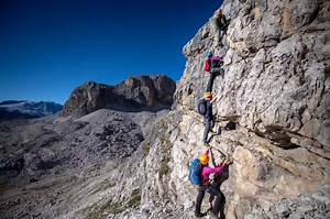 39 reactions | Short on time? Join our quick getaway climbing via ferrata (“iron paths”) in the Dolomites! You’ll ascend a different via ferrata each day, explore the diverse culture and excellent cuisine of the Cortina region of the Dolomites, and even spend two nights in traditional mountain rifugio! . . https://www.dolomitemountains.com/en/browse-experiences/quick-getaways/via-ferrata-quick-getaway | DOLOMITE MOUNTAINS | Facebook