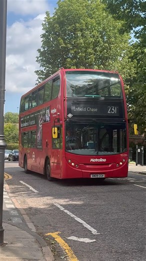 London Bus Route 231 To Enfield Chase 🚎🇬🇧 || #londonbuses #enfield #woodgreen #alexanderdennis