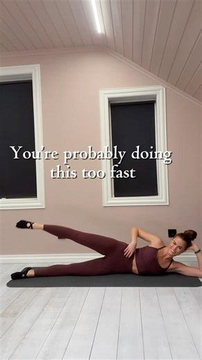 Slow leg circles = more control, more core, better results. Keep your hips still. Follow for more ✨