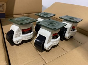 [Hot Item] 40f Adjustable Leveling Casters Aluminium Shell Plate Type Low Profile Machine Wheels