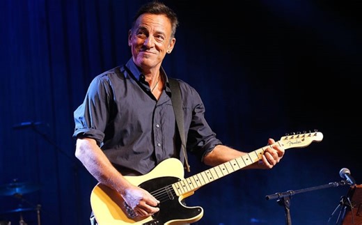 Bruce Springsteen & Courteney Cox share sweet reunion at US Open