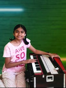 170K views · 7.4K reactions | Chalte chalte Yun hi koi mil gaya tha... On Harmonium. From Pakiza(1972) | Shruti Bhande #official | Facebook