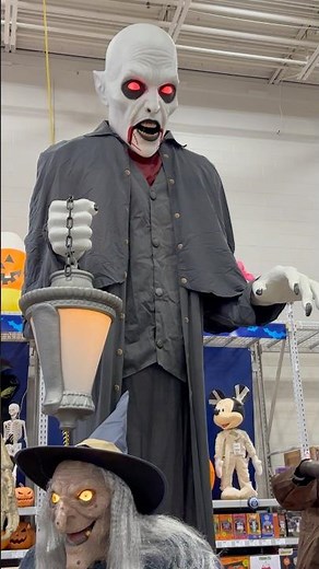 The 12ft Haunted Nightwalker Animatronic!