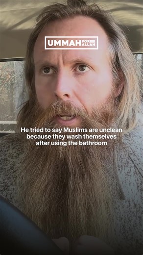 Prophet Muhammad ﷺ said: “Allah is pure and He loves purity, He is clean and He loves cleanliness, He is noble and He loves nobility, and He is generous and He loves generosity, so clean your homes.” (Musnad Abi Ya'la) #islam #hadith #Quran #muslim #islamic