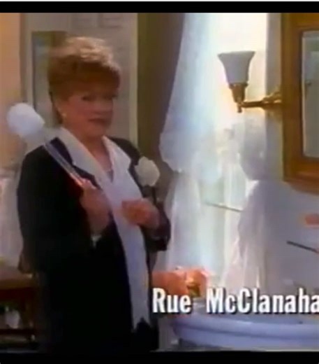 Rue McClanahan commercial for '2000 Flushes,' 1995. 🚽 #ruemcclanahan #goldengirls #nostalgia #blanchedevereaux #throwback