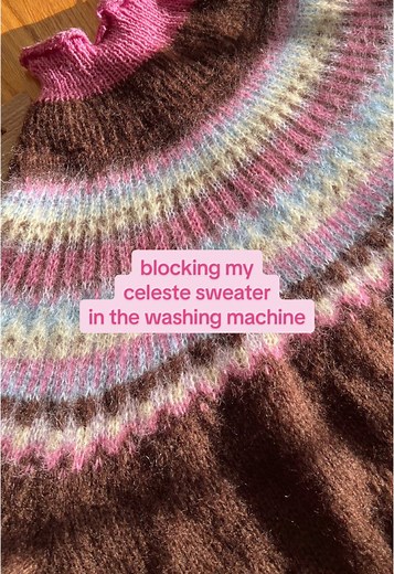 How to Wash a Mohair Sweater in a Washing Machine