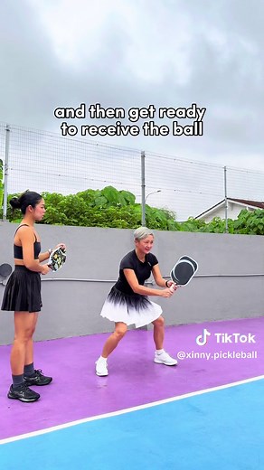 Beginner Tips for Serving in Pickleball