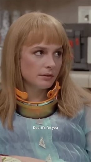 GangsterSaysRelax on Instagram: "Working through the week like Marlene McFly did in 2015. Scene with Michael J. Fox x 3 in Back to the Future Part II directed by Robert Zemeckis, written by him and Bob Gale,1989. Do you have a special memory to this film or franchise? #michaeljfox #backtothefuture #drag"