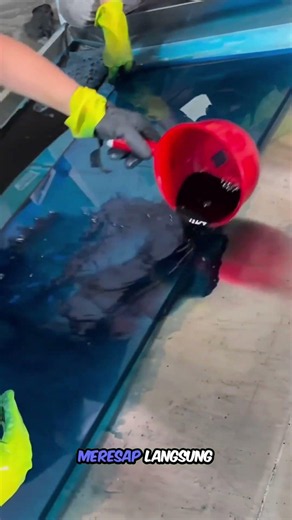 How Acrylic Stays Transparent Even When Colored #shortvideo #acrylic #facts