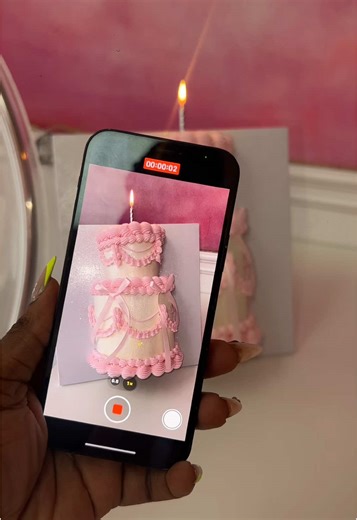 Half Cake Decorating Tutorial: Vintage Style