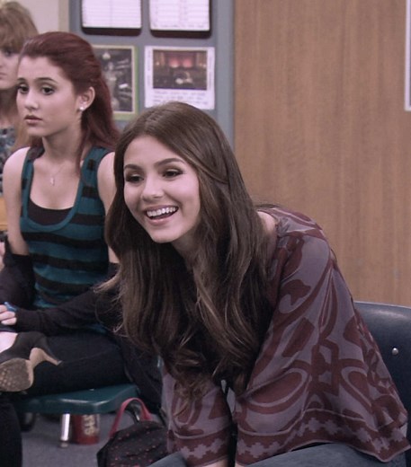 Tori Vega Tortures Teacher - Victorious 2x09 Edit