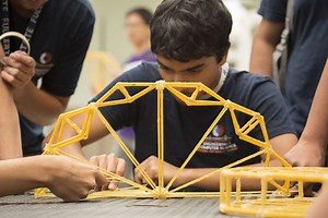 Spaghetti Bridge Challenge... ne resterà soltanto uno! | A Scuola di Tecnologia