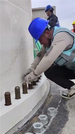 Installing bolts on high tower construction joints#youtubeshorts #trending